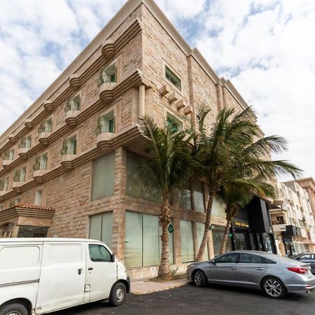 Delmon Hotel Suites DDjeddah Extérieur photo