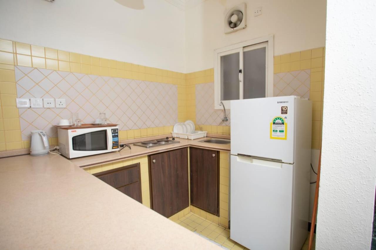 Delmon Hotel Suites DDjeddah Extérieur photo